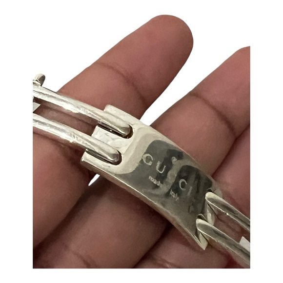 #077 GUCCI Bracelet With Box & Pouch - Picture 3 of 3